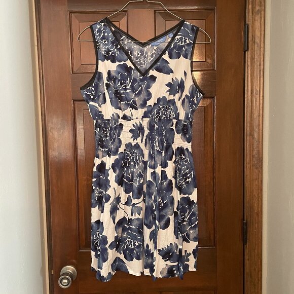 Simply Vera Vera Wang Dresses & Skirts - Size XL Simply Vera by Vera Wang blue white sleeveless dress
